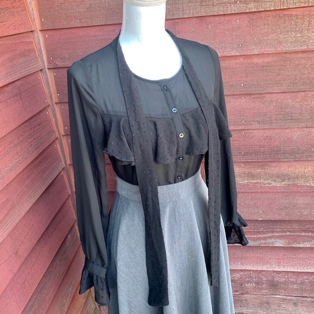 Back to the Schoolhouse Retro Style Blouse - Picture 5 of 7
